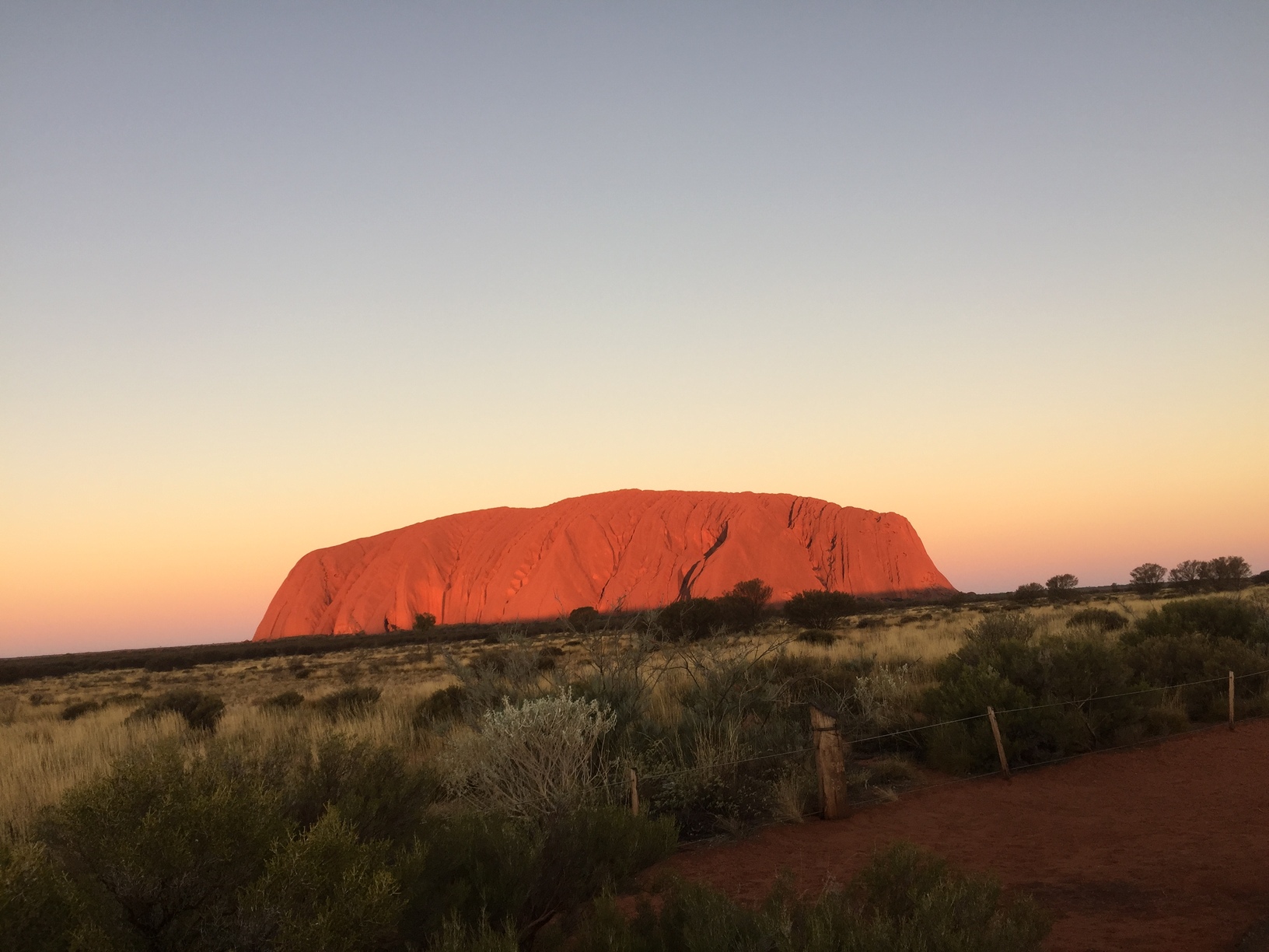 The road to Kata Tjuta