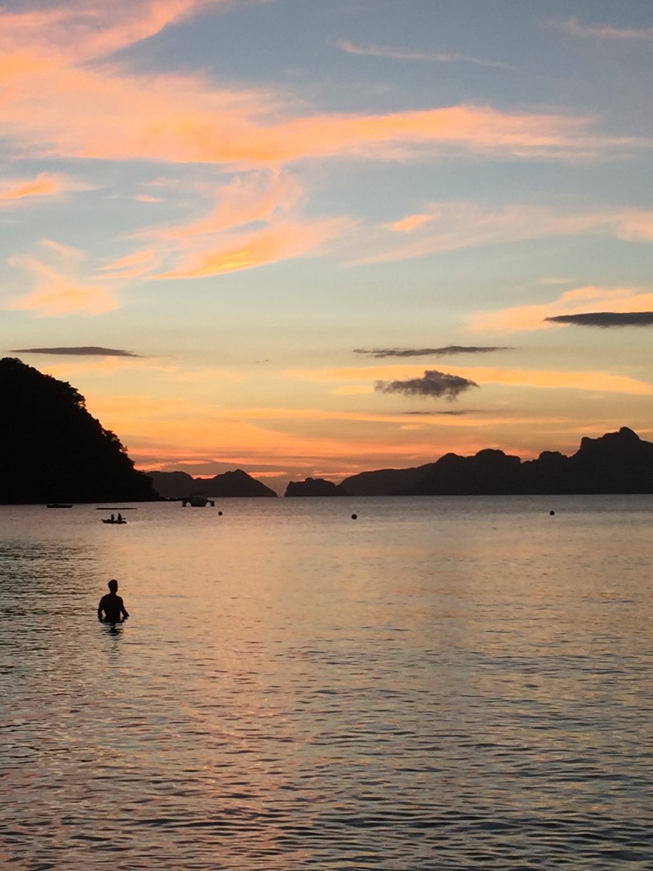 Sunset in El Nido